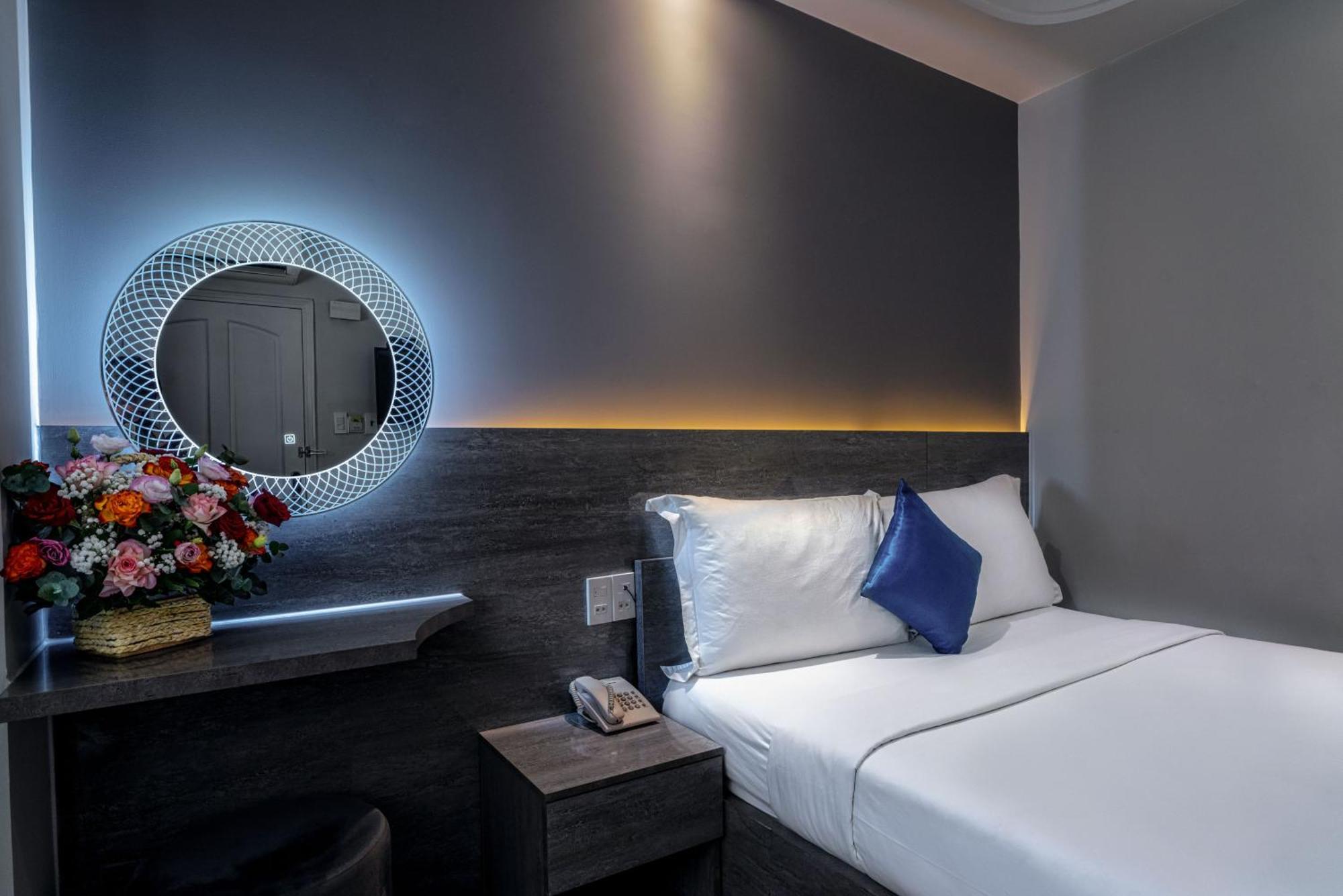 Ruby Saigon Hotel - Ben Thanh Ho Şi Min Dış mekan fotoğraf
